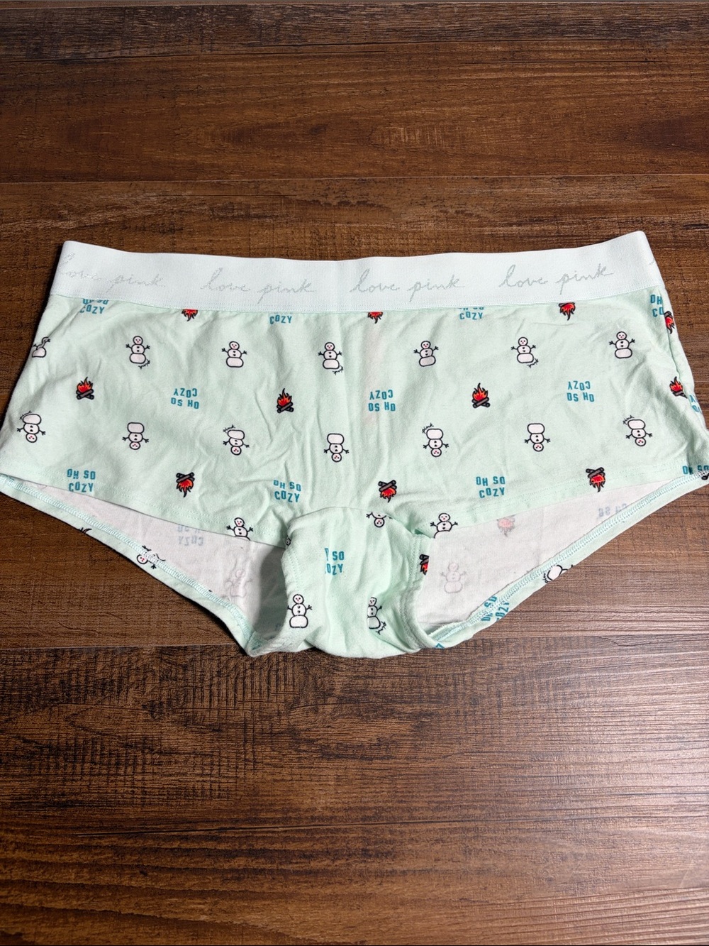 VS PINK  Holiday Women’s Boyshorts size XL - brand new